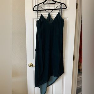 NWT: BCBG emerald green velvet dress: size XXS
